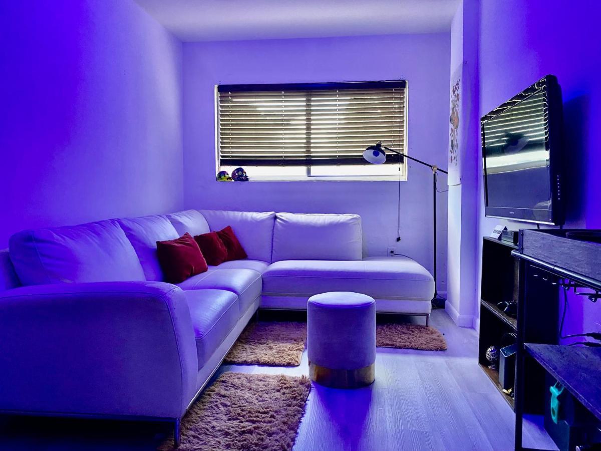 Cool & Cozy Homestay Майами Экстерьер фото